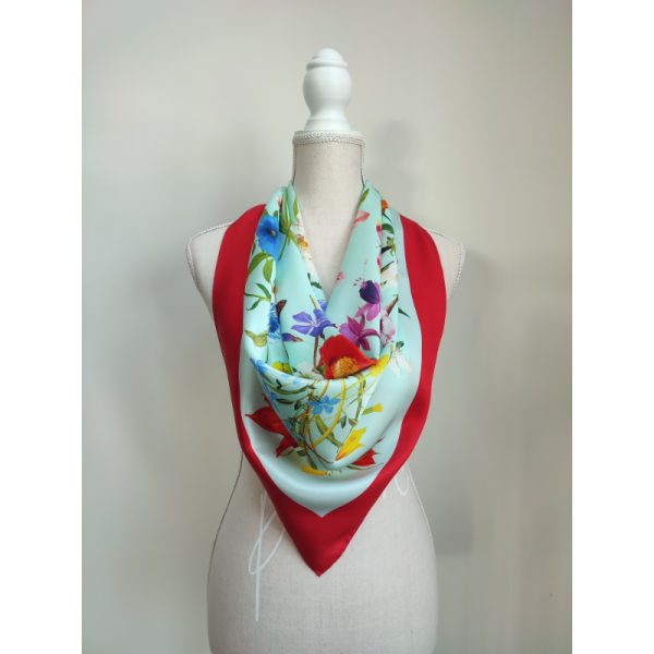 paloma coperta rosu bleu