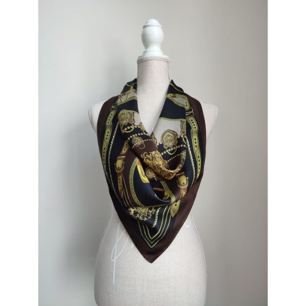 Batic Creation maro -coperta