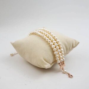 bratara-charm-cu-3-siraguri-de-perle