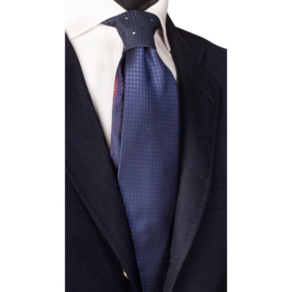 Cravatta-Blu-Navy-Fantasia-Blu-Nodo-in-Contrasto-Blu-a-Pois-Bluette-Bianchi-N2844